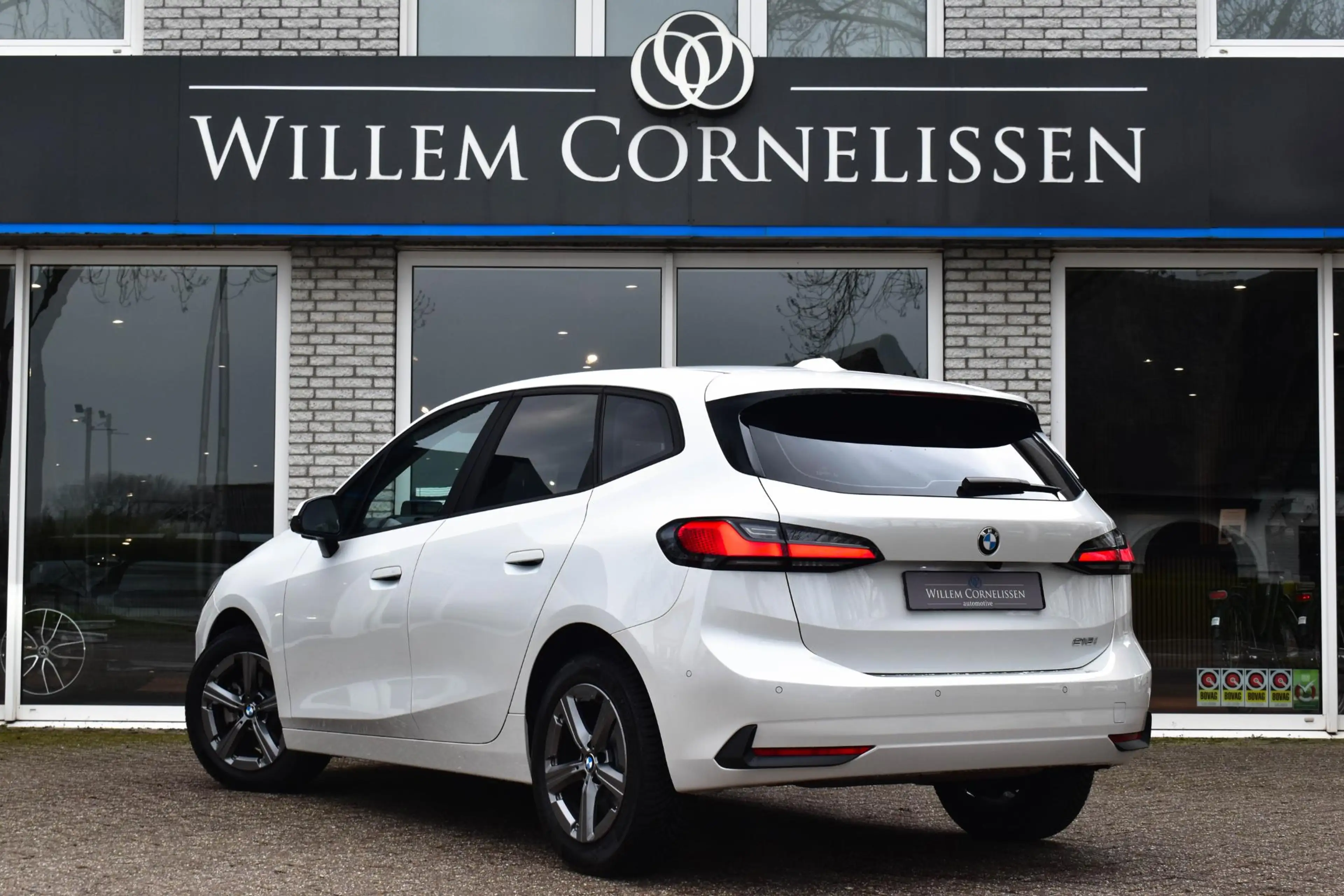BMW 218 2-serie Active Tourer 218i aut. Head Up 360 Camera — photo 4