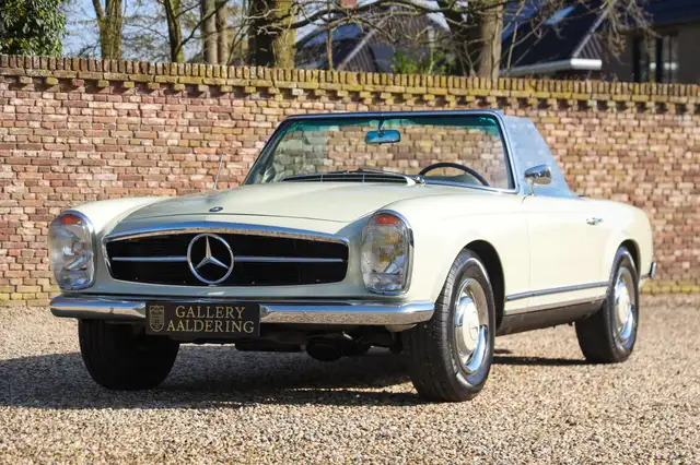 Mercedes-Benz SL 230 Pagode "Second owner and 42.000 miles since 1967"