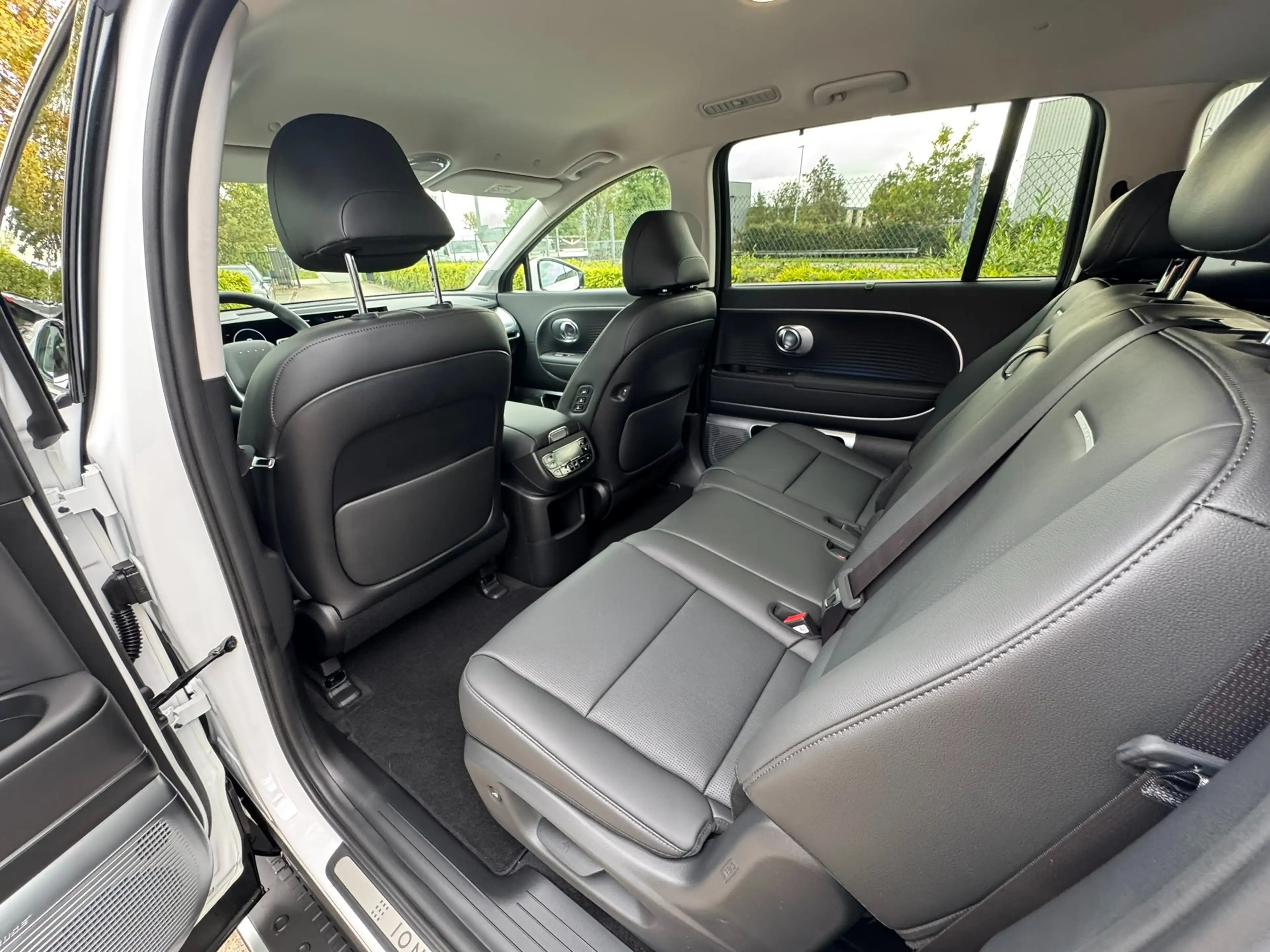 Hyundai IONIQ 9 IONIQ 9 RWD 7S - Business Plus 19" 110kWh 218 — photo 4