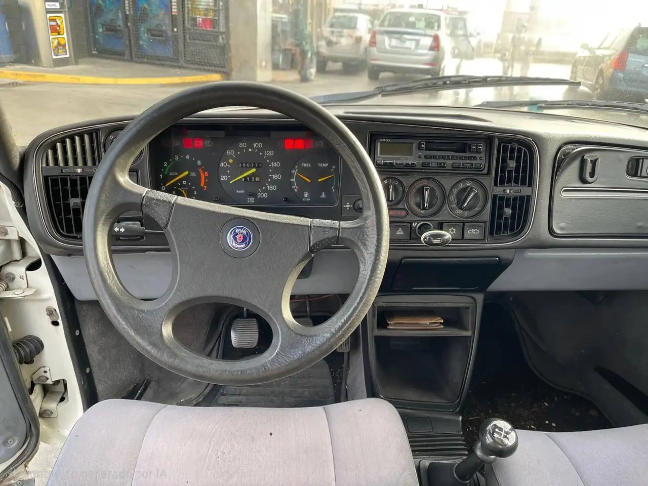 Saab 900i, foto 7