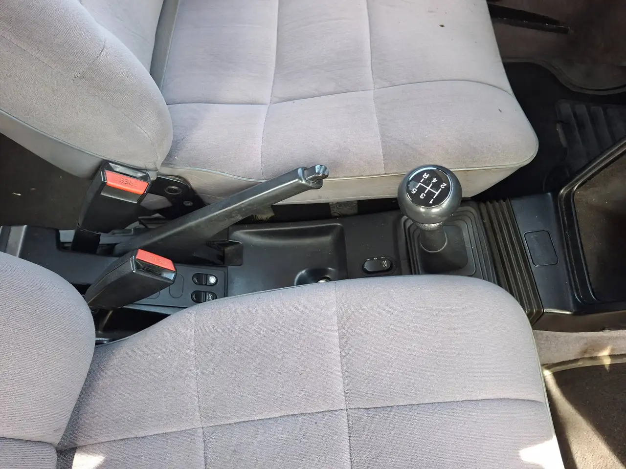 Saab 900i, foto 11