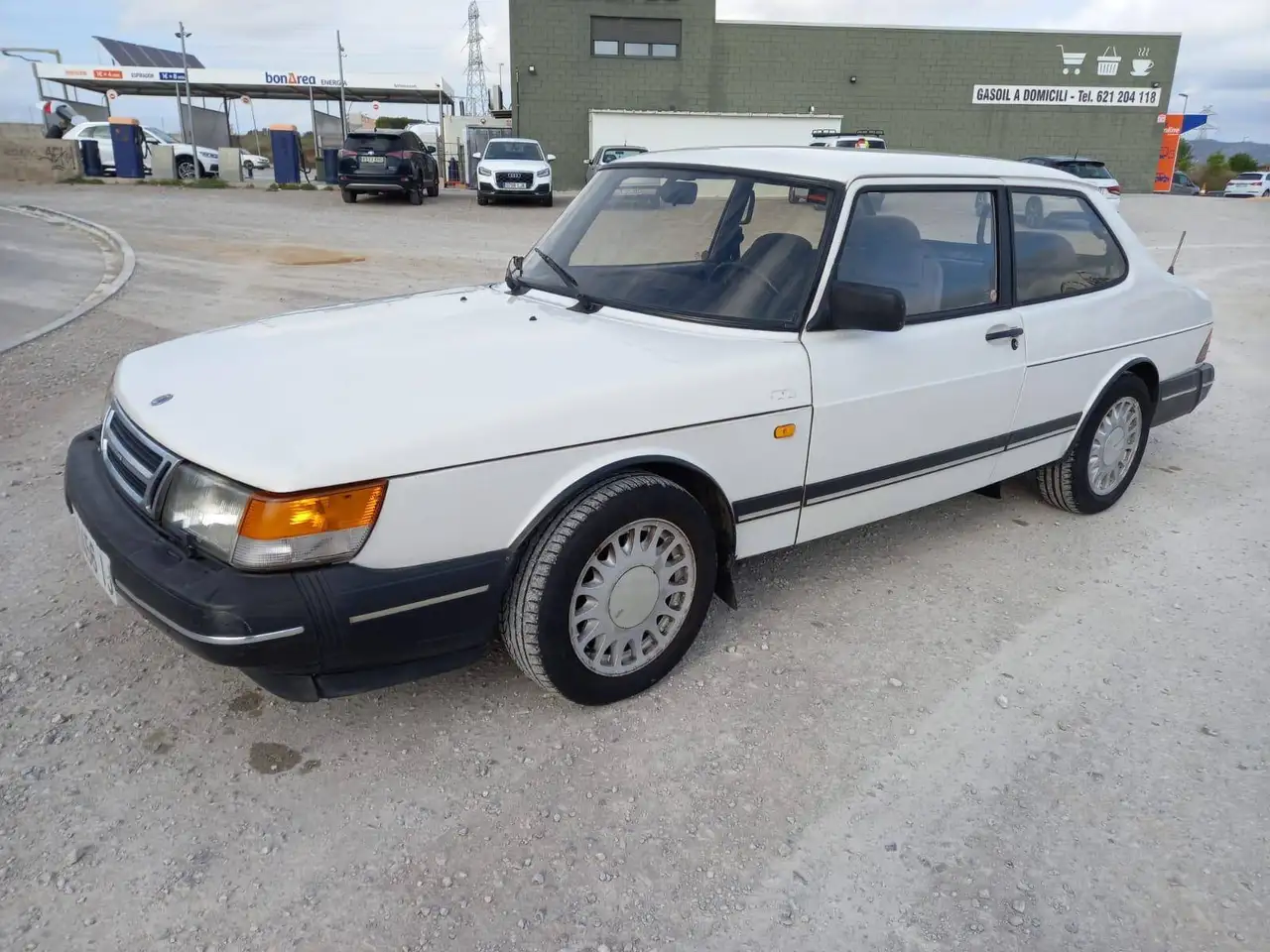 Saab 900i, foto 2