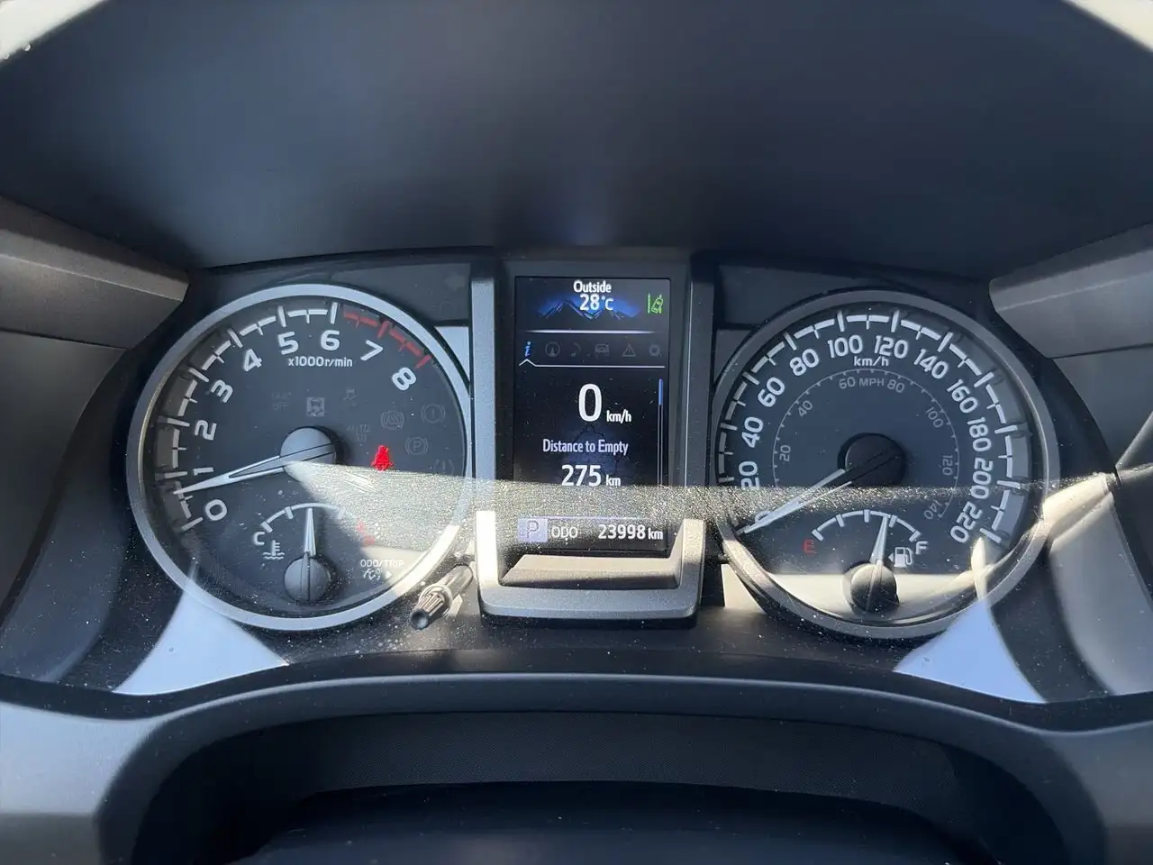 Toyota Tacoma снимка Toyota Tacoma
