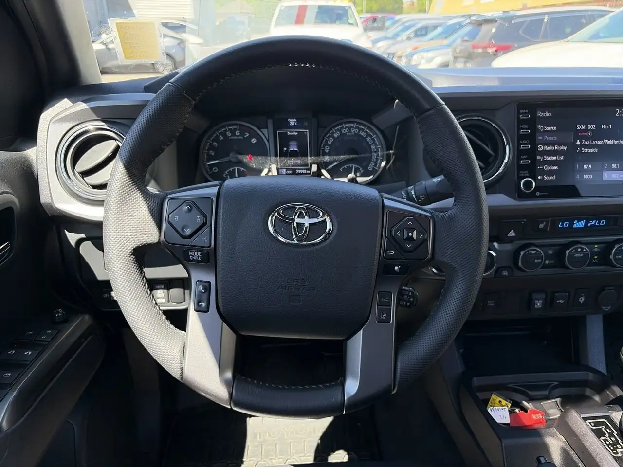 Toyota Tacoma снимка Toyota Tacoma