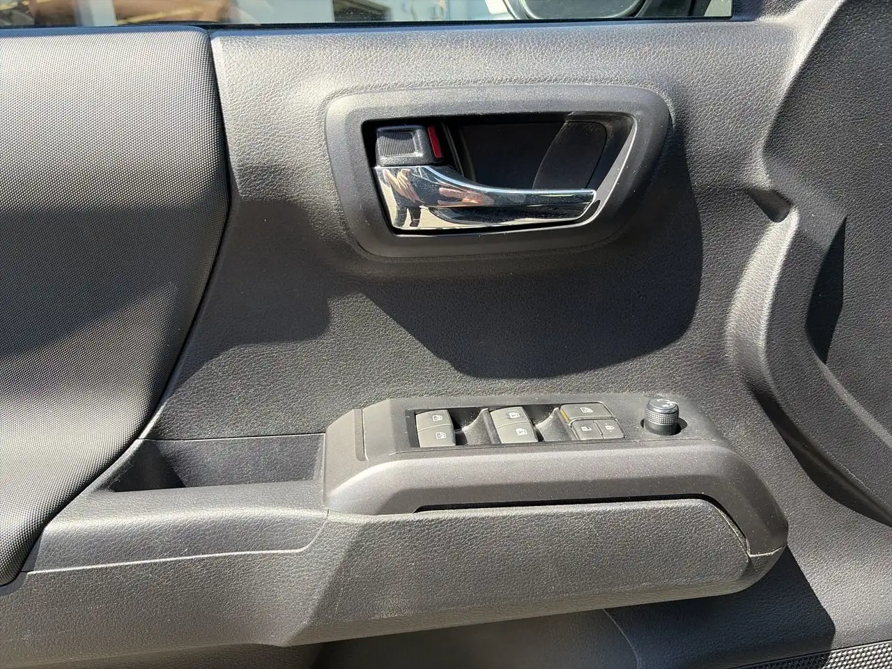 Toyota Tacoma снимка Toyota Tacoma