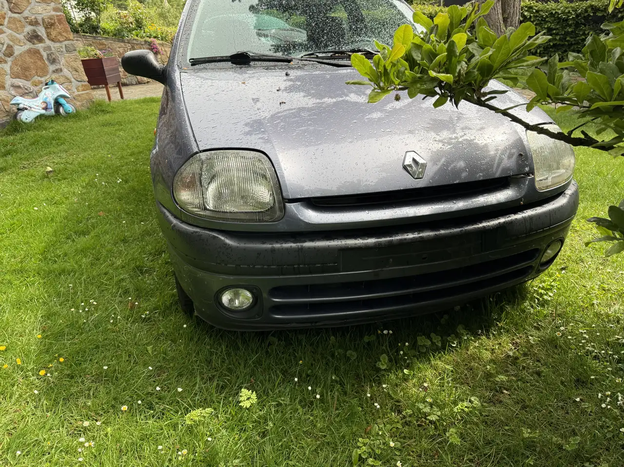 Renault Clio 1.2i On Stage, foto 7