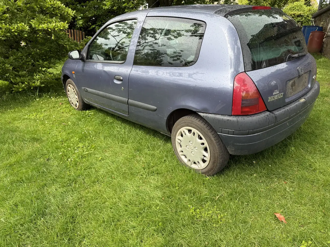 Renault Clio 1.2i On Stage, foto 3