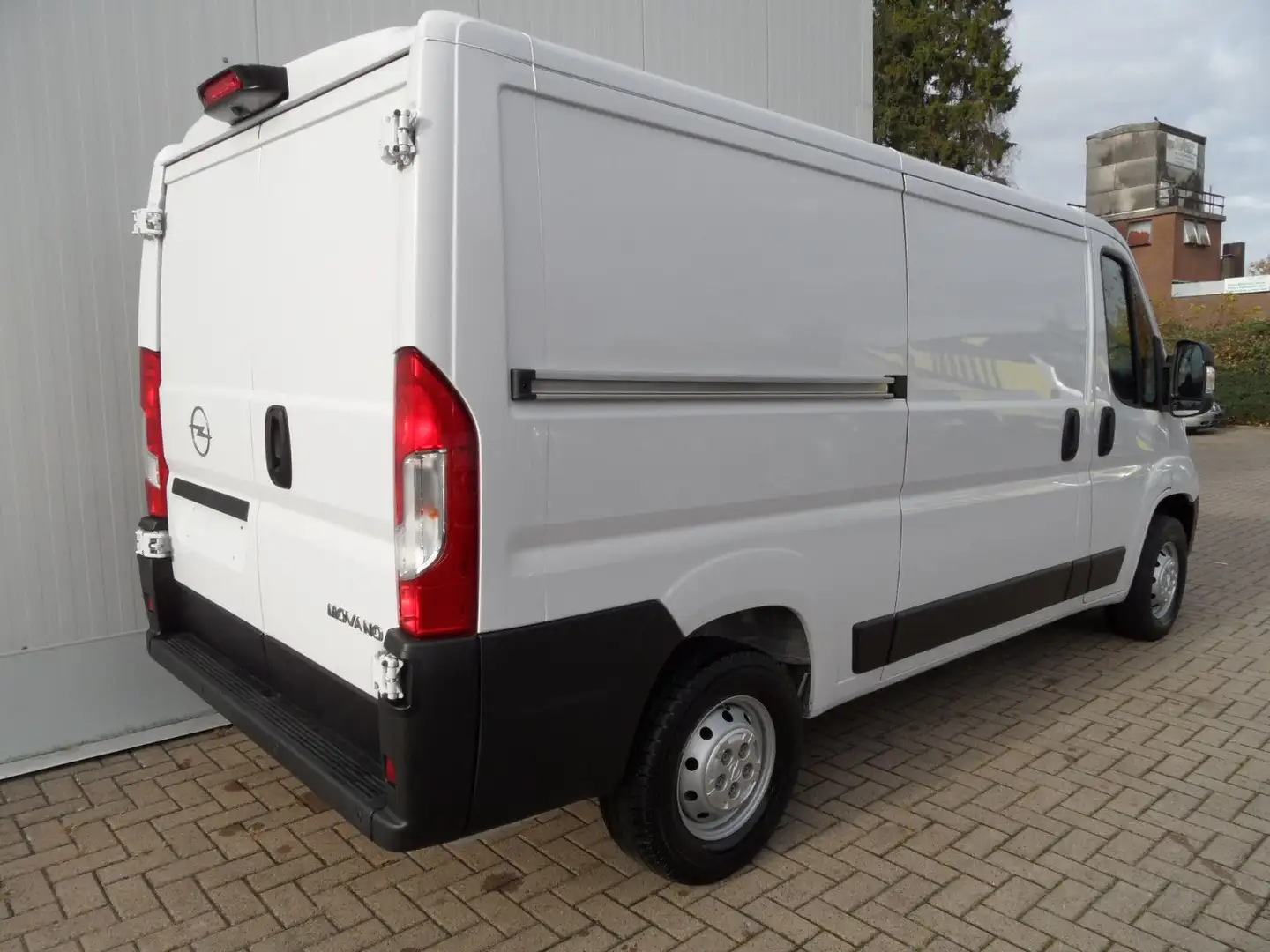 Opel Movano C Kasten L2H1 3,5t Edition+Navi+Kamera Weiß - 2