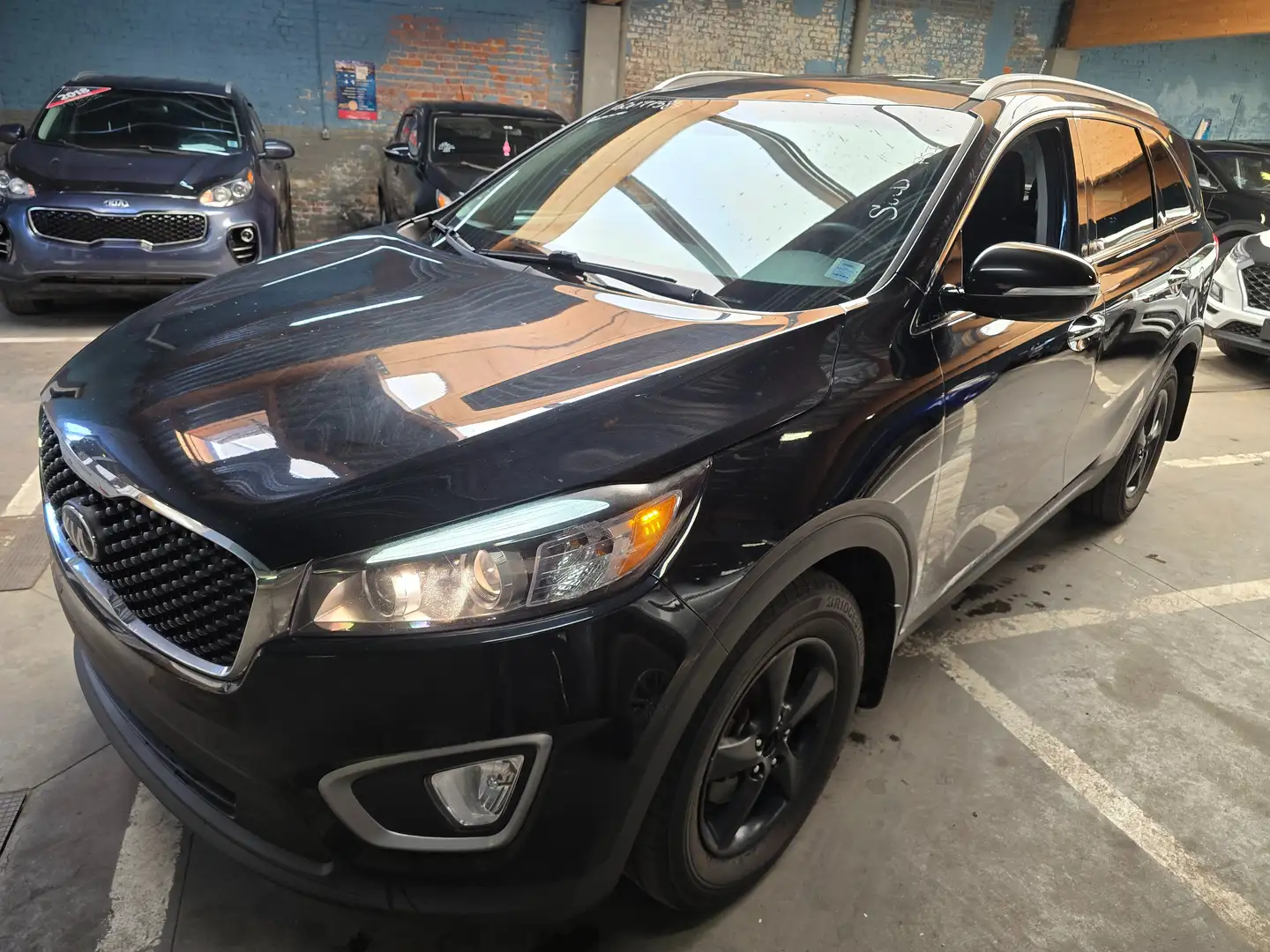 Kia Sorento 2.0i 4WD Sense . exclusivement hors Europe. Negro - 2