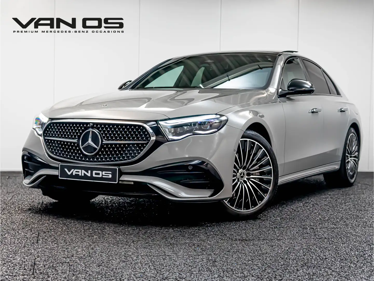 Mercedes-Benz E 300 E e 4MATIC AMG Line Advanced Plus | Pano Grey - 1