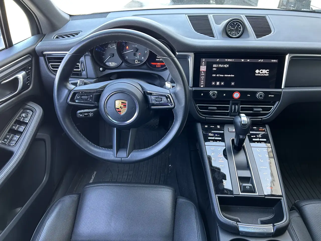 Porsche Macan снимка Porsche Macan