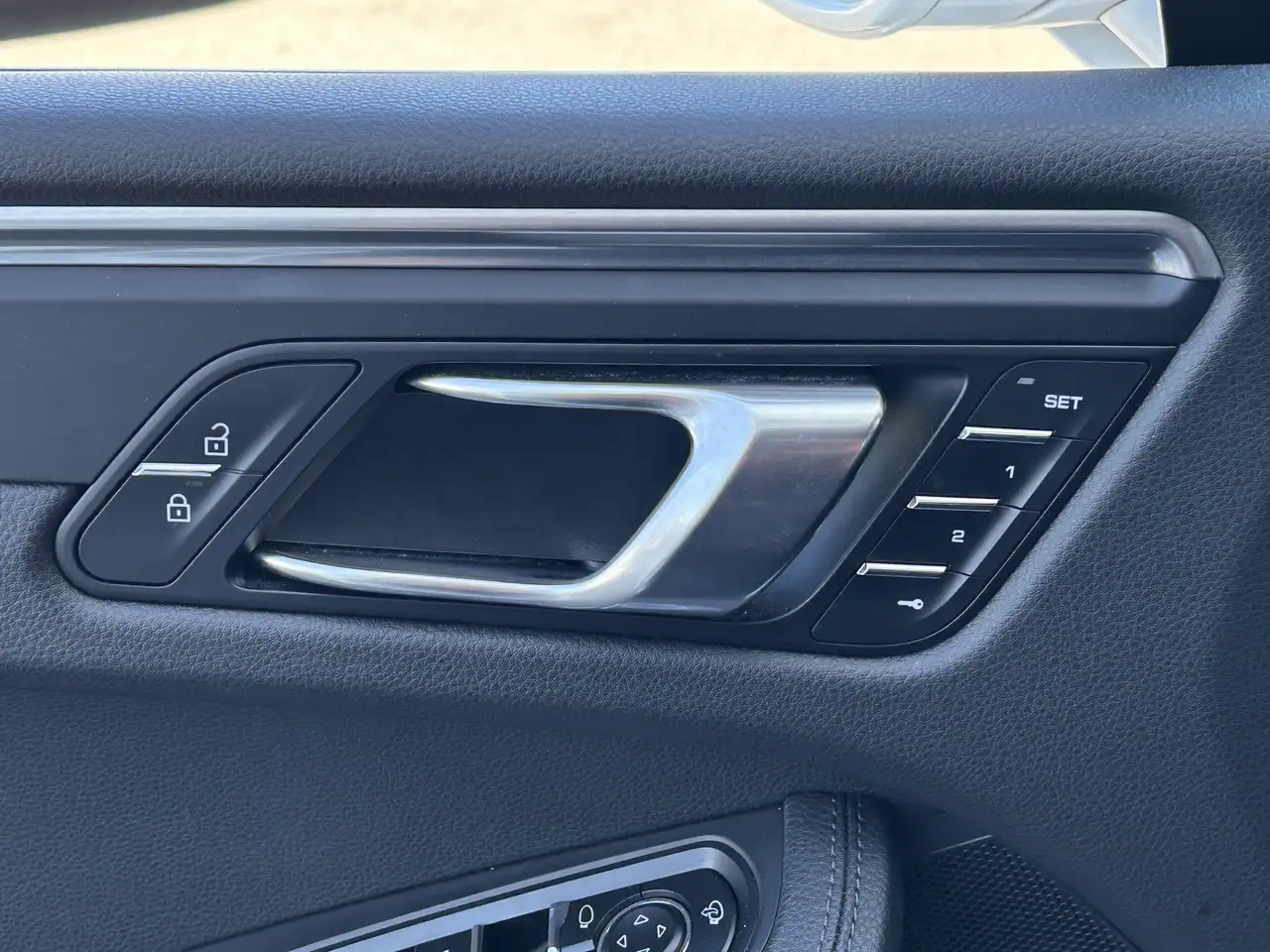 Porsche Macan снимка Porsche Macan