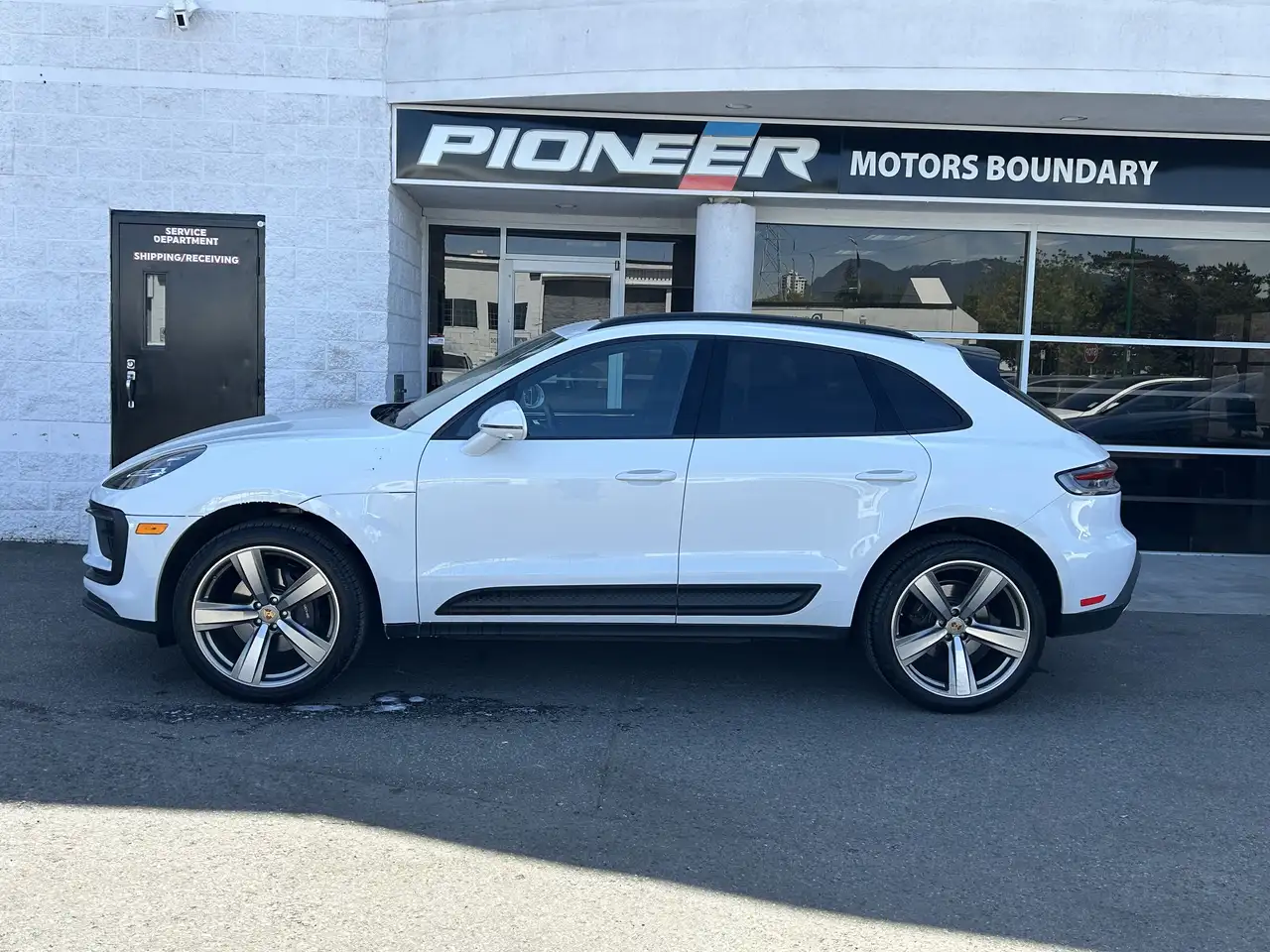 Porsche Macan снимка Porsche Macan