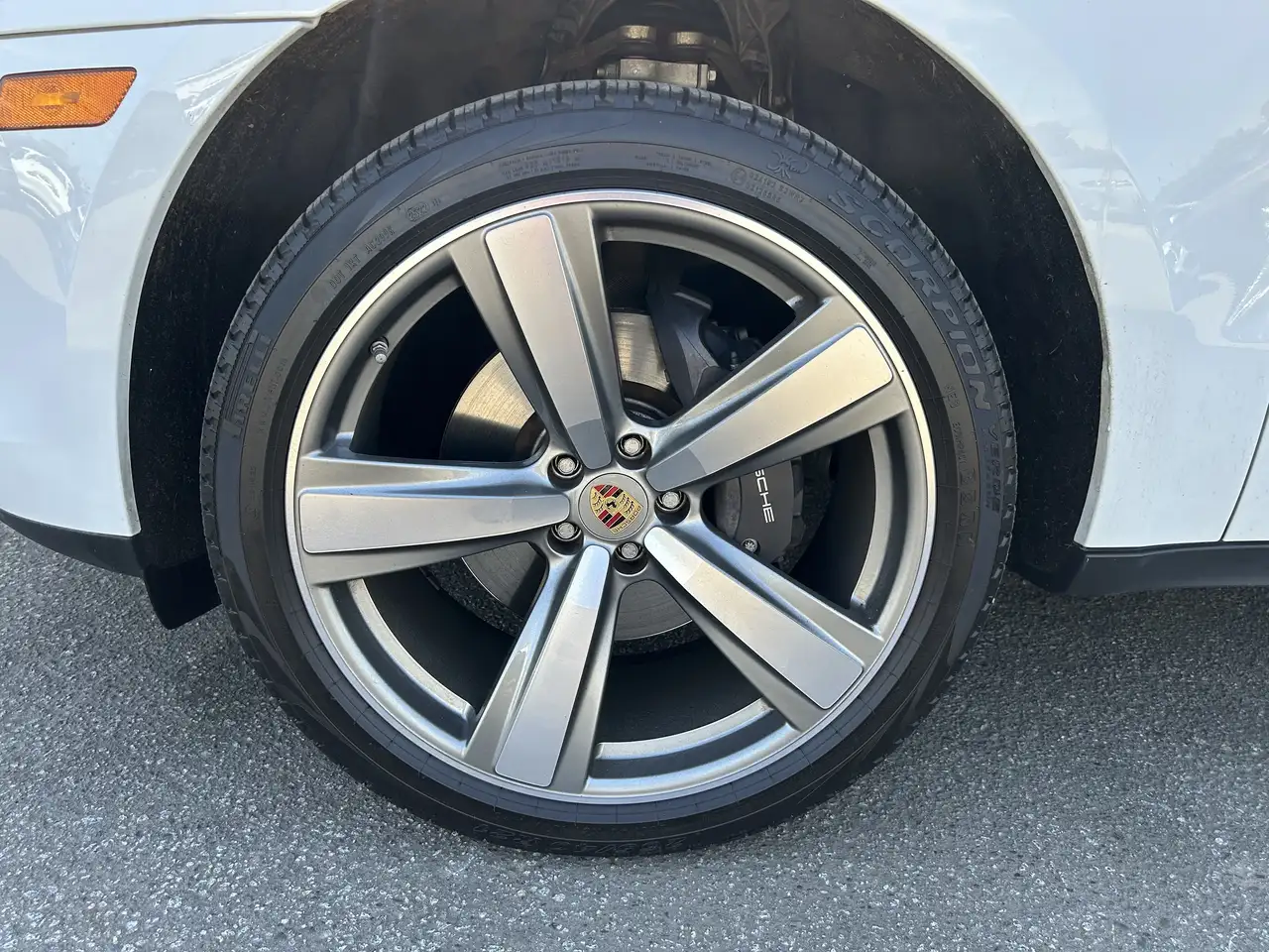 Porsche Macan снимка Porsche Macan