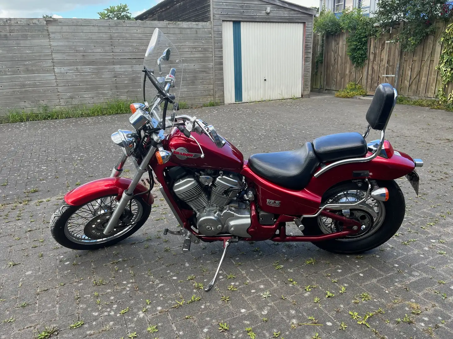 Honda Shadow 600 Rojo - 1