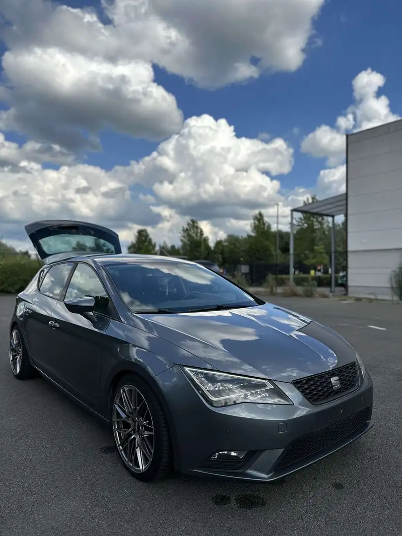SEAT Leon 1.2 TSI Start&Stop DSG Style - 1