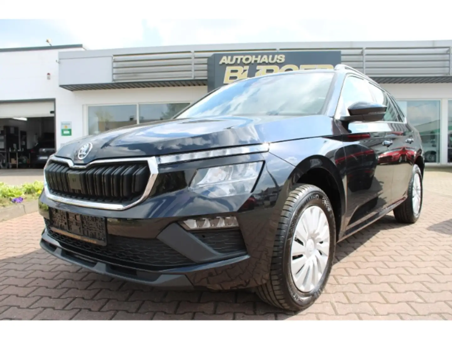 Skoda Kamiq Essence 1.0 TSI LED Kamera SitzHZG Tempo APP Conne Schwarz - 1