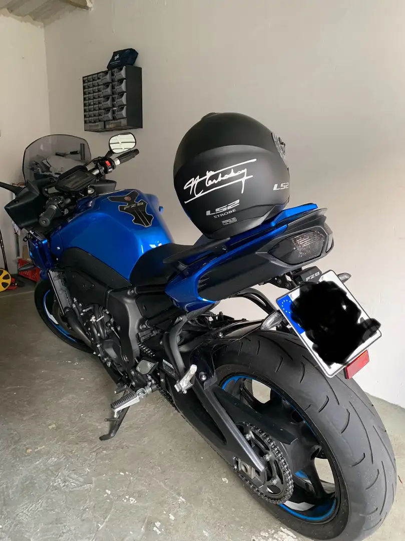 Yamaha FZ 8 Blau - 2