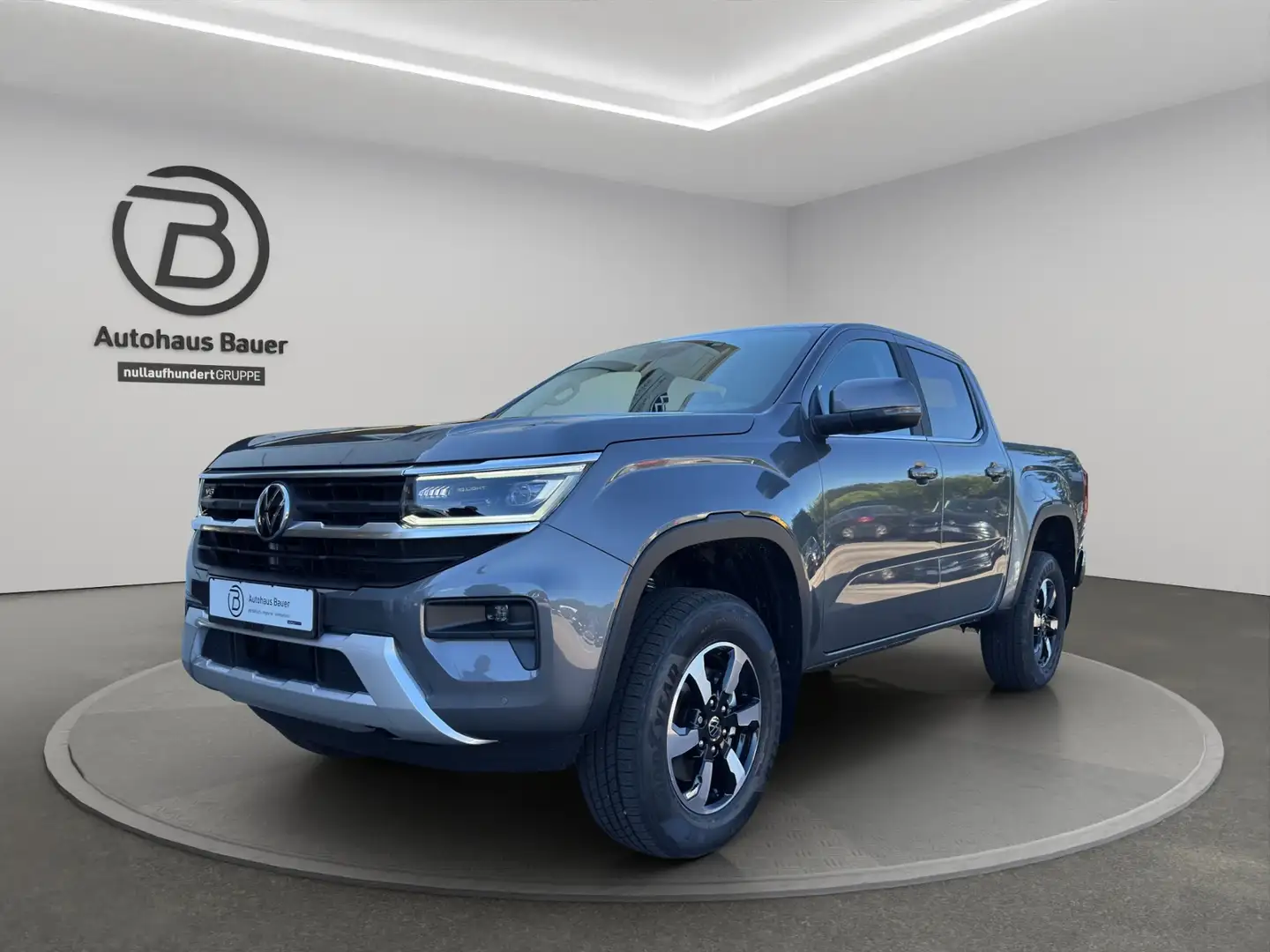 Volkswagen Amarok 3.0TDI 4Motion AHK Matrix Softcover Grau - 2