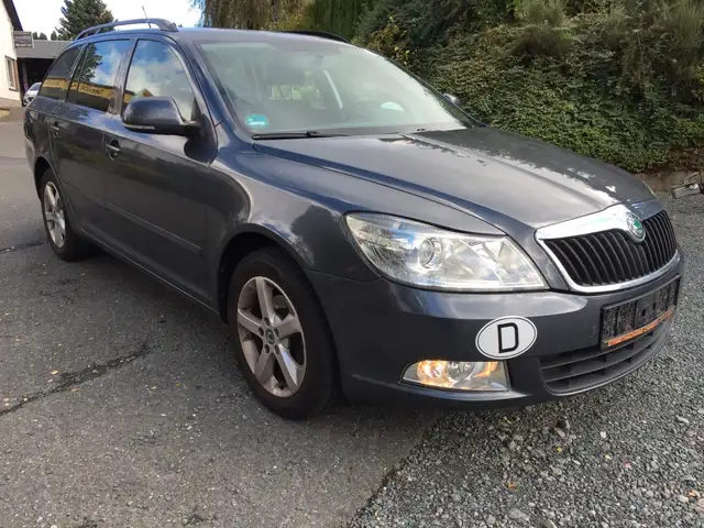 Skoda Octavia view 3