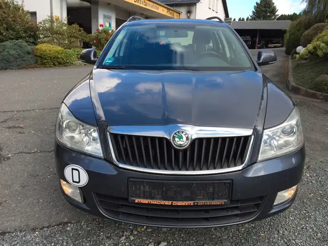 Skoda Octavia view 2