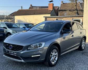 V60 Cross Country 2.0 D3 Geartronic
