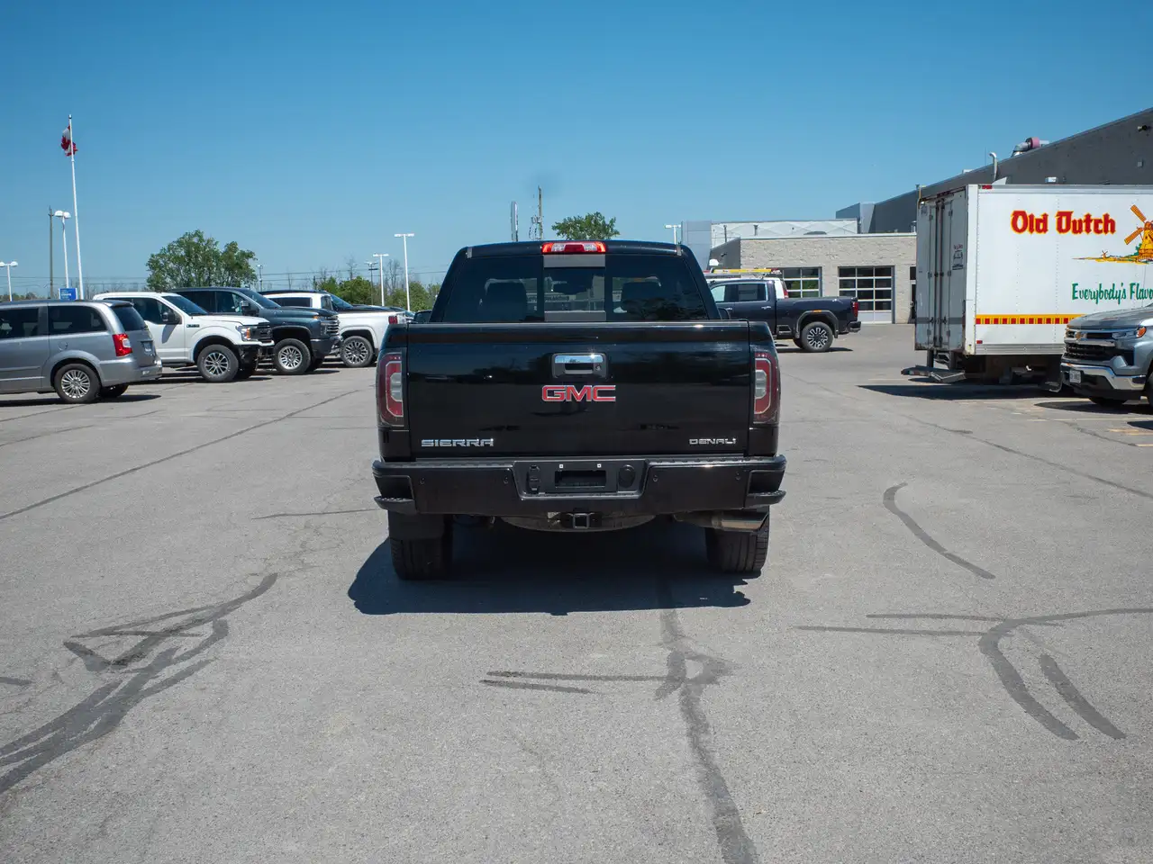 GMC Sierra 1500 снимка GMC Sierra 1500