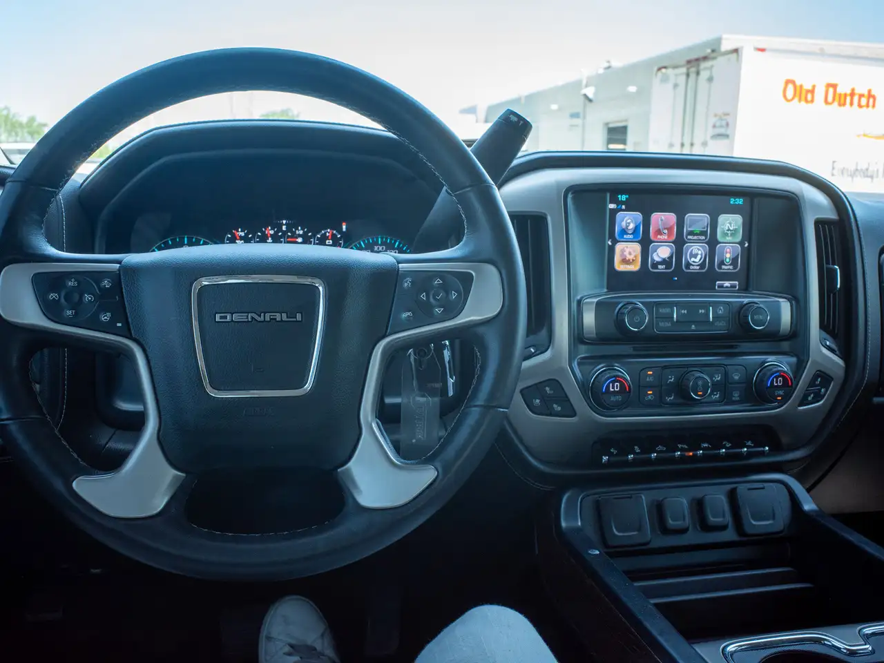 GMC Sierra 1500 снимка GMC Sierra 1500