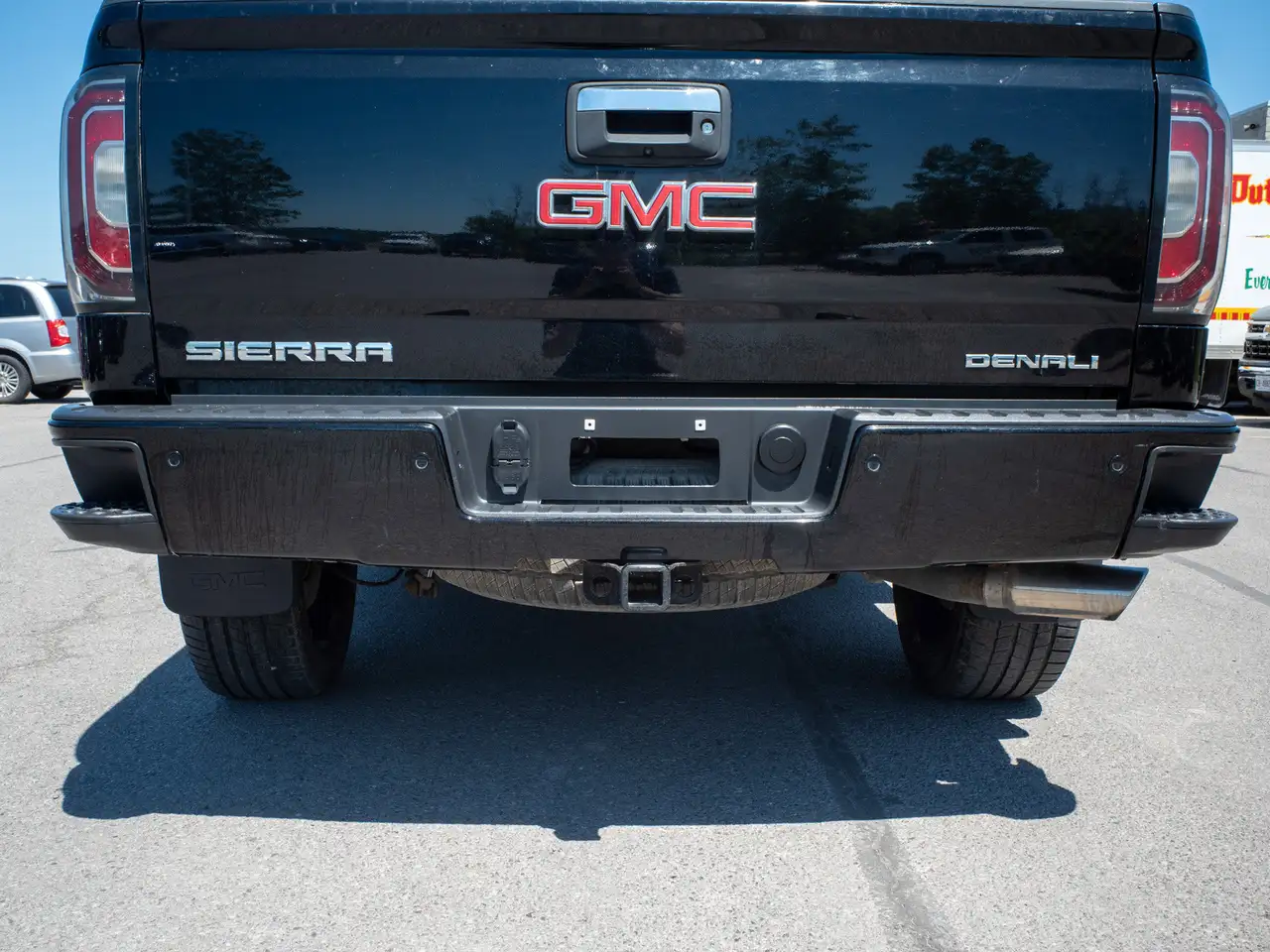GMC Sierra 1500 снимка GMC Sierra 1500