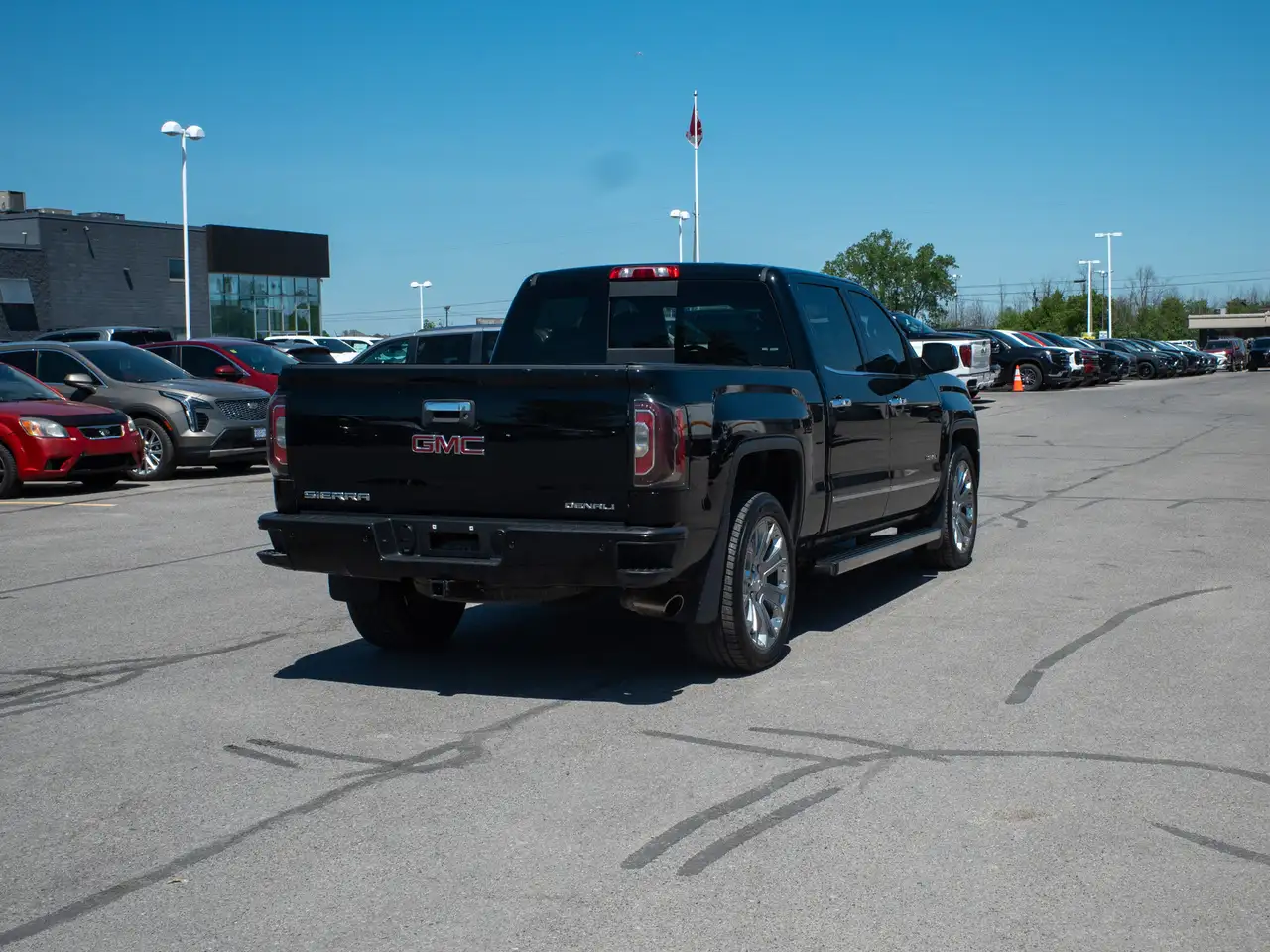 GMC Sierra 1500 снимка GMC Sierra 1500