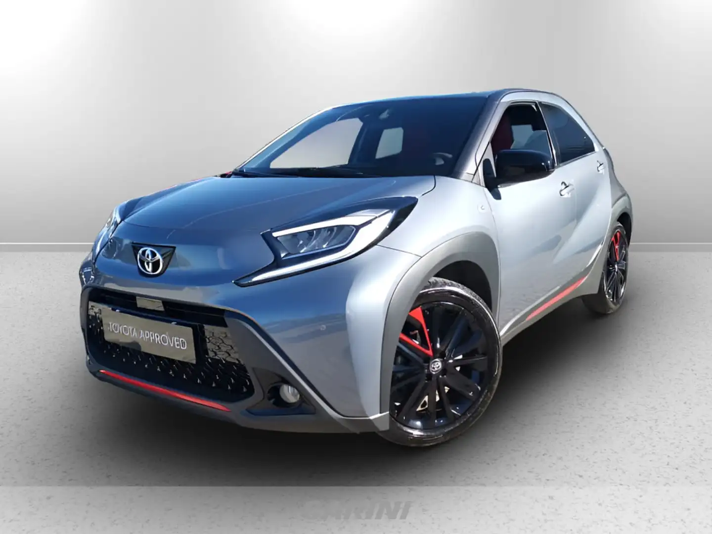 Toyota Aygo X x 1.0 undercover 72cv Nero - 1