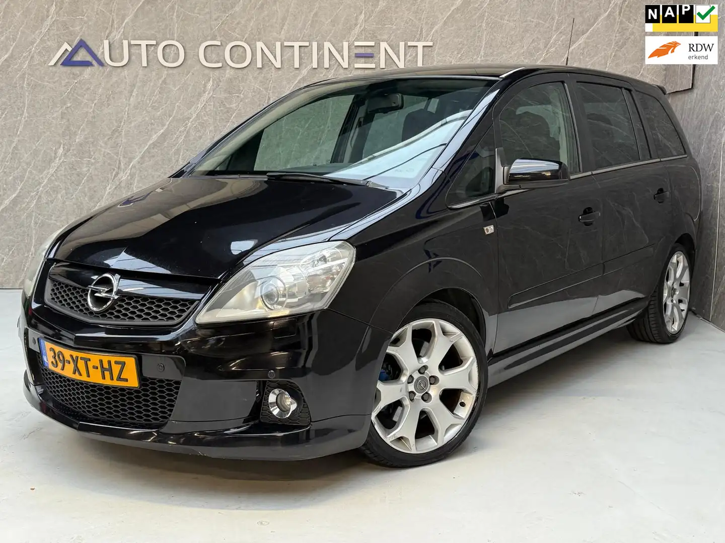 Opel Zafira 2.0 T OPC 241 PK 7 Persoon / 1e Eigenaar / NAP / R Schwarz - 1