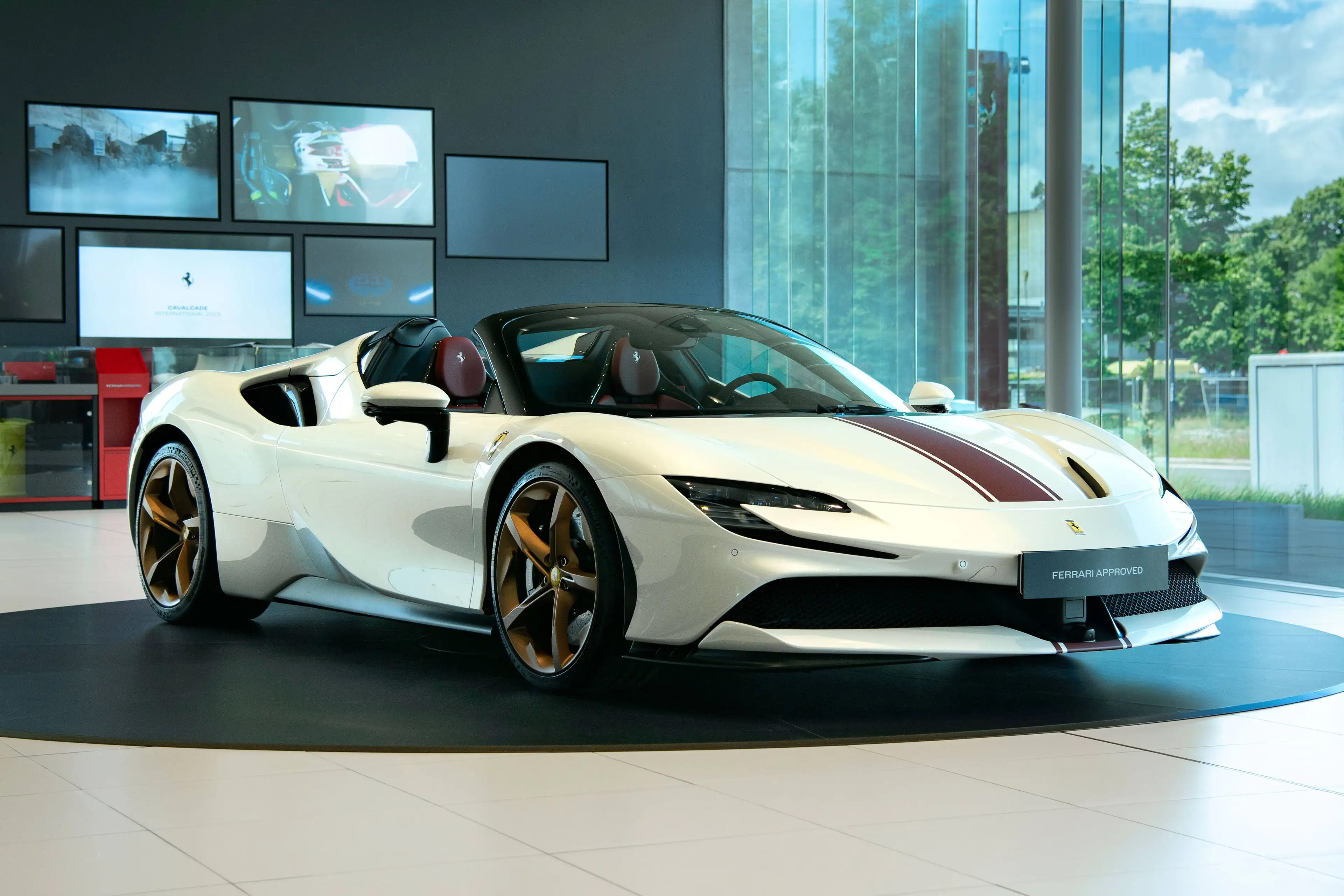 Ferrari SF90 Spider SF90 Spider PHEV 4.0 Turbo V8 F1