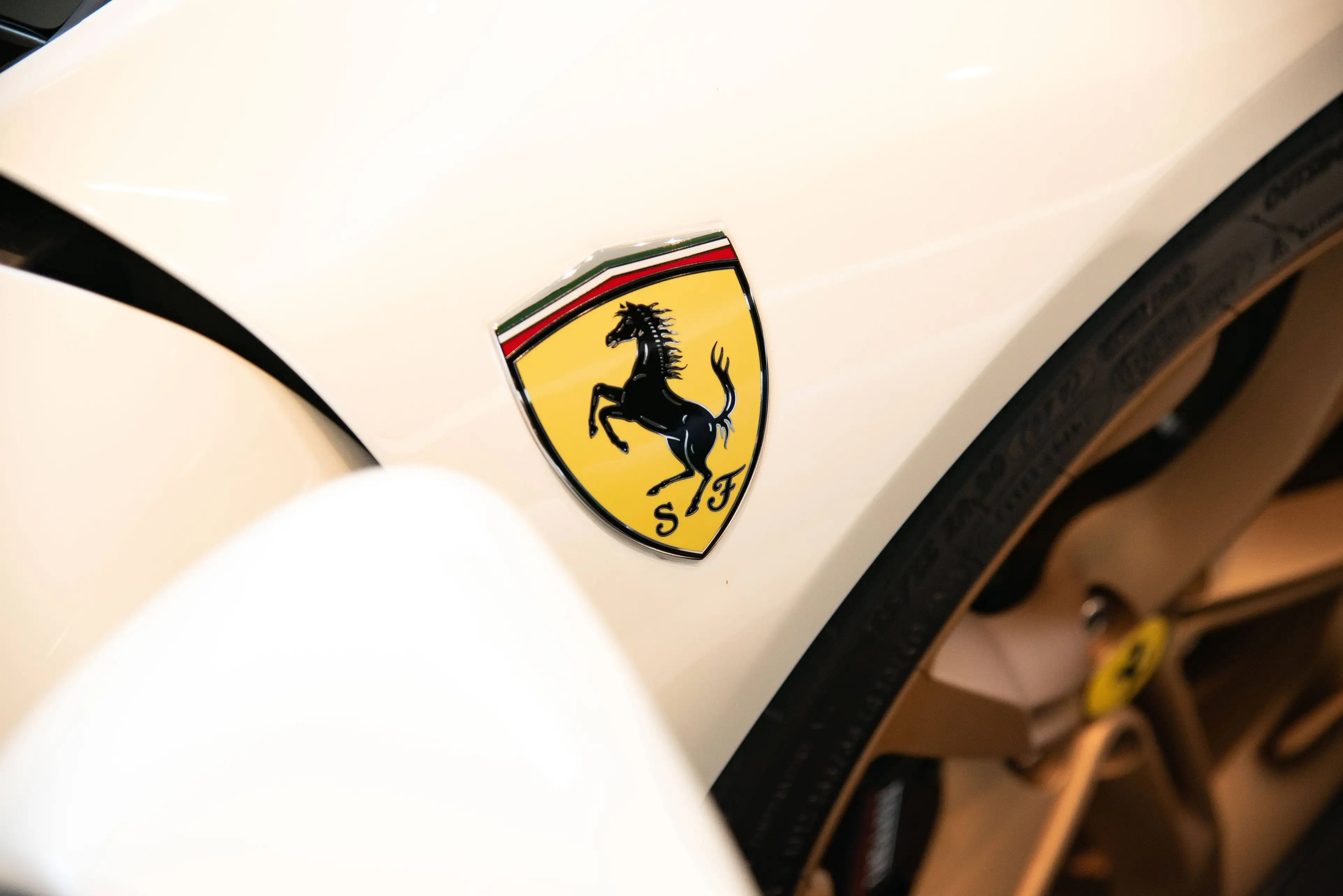 Ferrari SF90 Spider SF90 Spider PHEV 4.0 Turbo V8 F1 — photo 14
