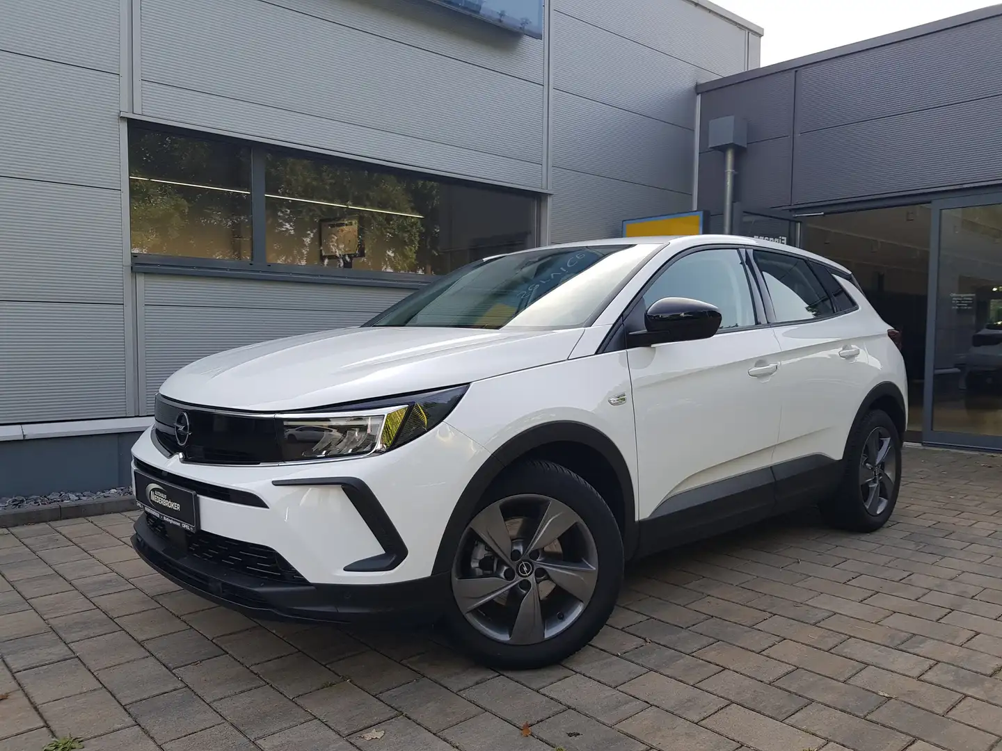 Opel Grandland Business Edition, Navi, Rückfahrkamera Weiß - 1