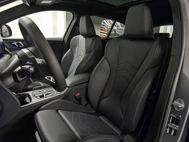 BMW 1 Series view 9