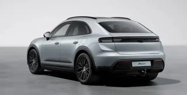 Porsche Macan view 2
