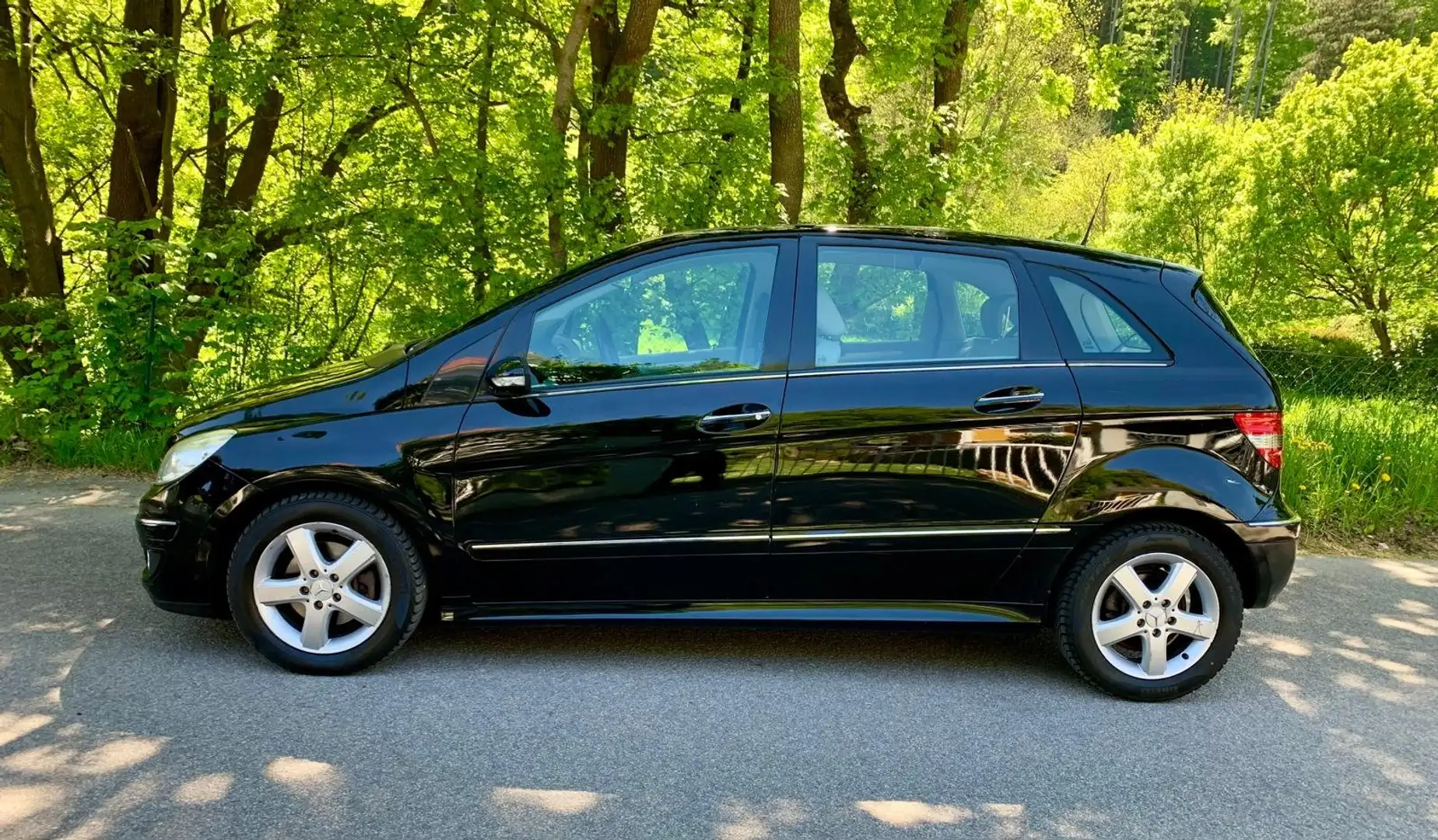 Mercedes-Benz B 200 CDI A-Edition Sport Schwarz - 2
