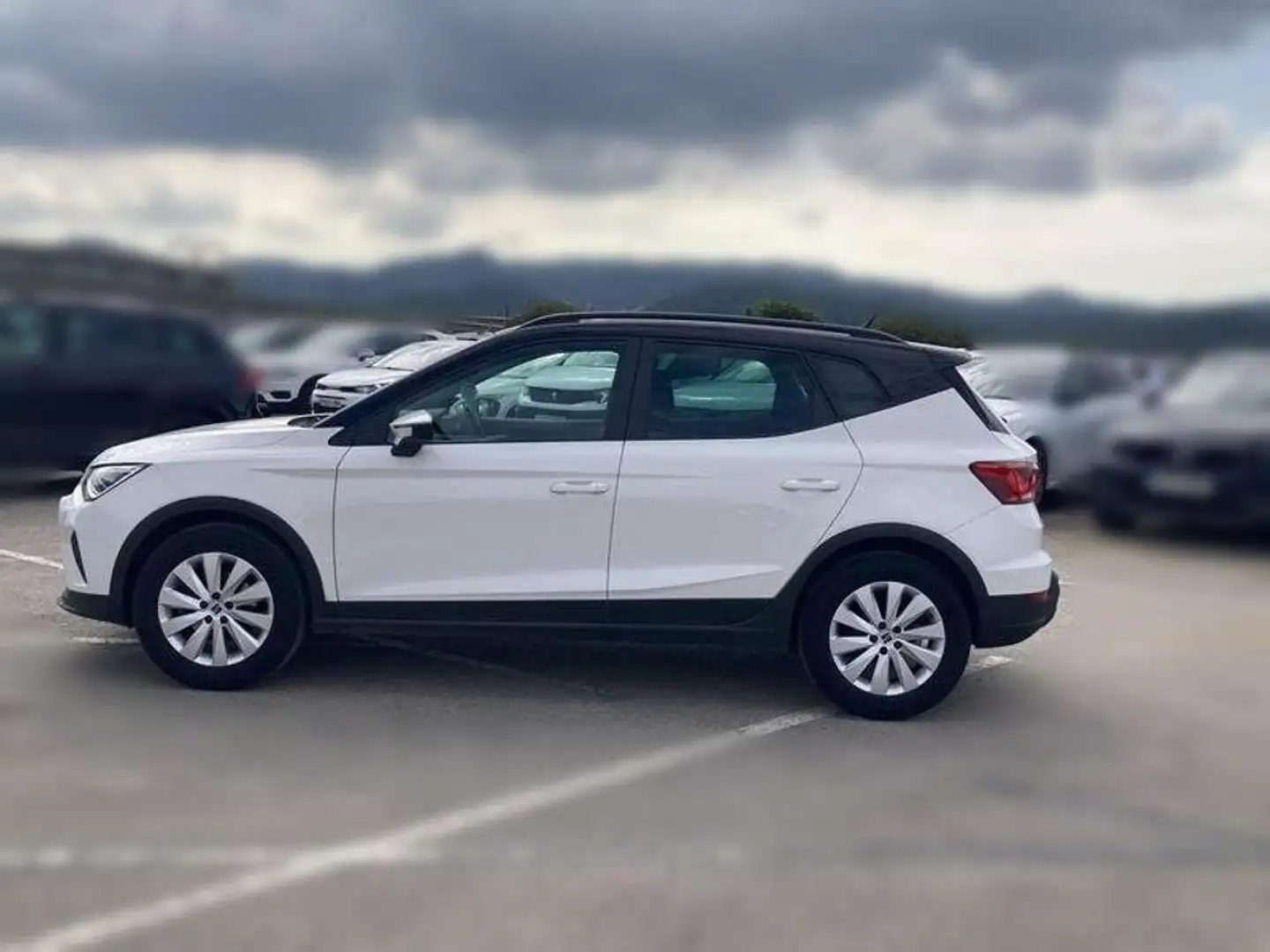 SEAT Arona 1.0 TSI 81kW (110CV) Style Plus Blanco - 2