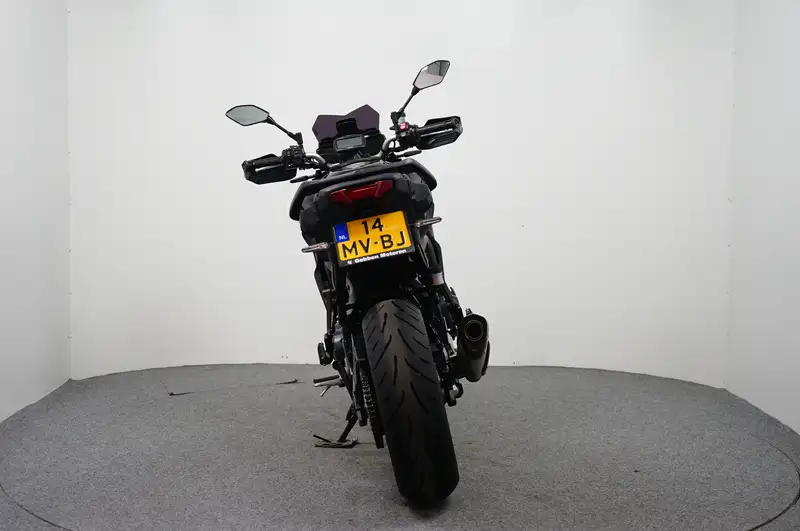Yamaha TRACER 9 - foto 7