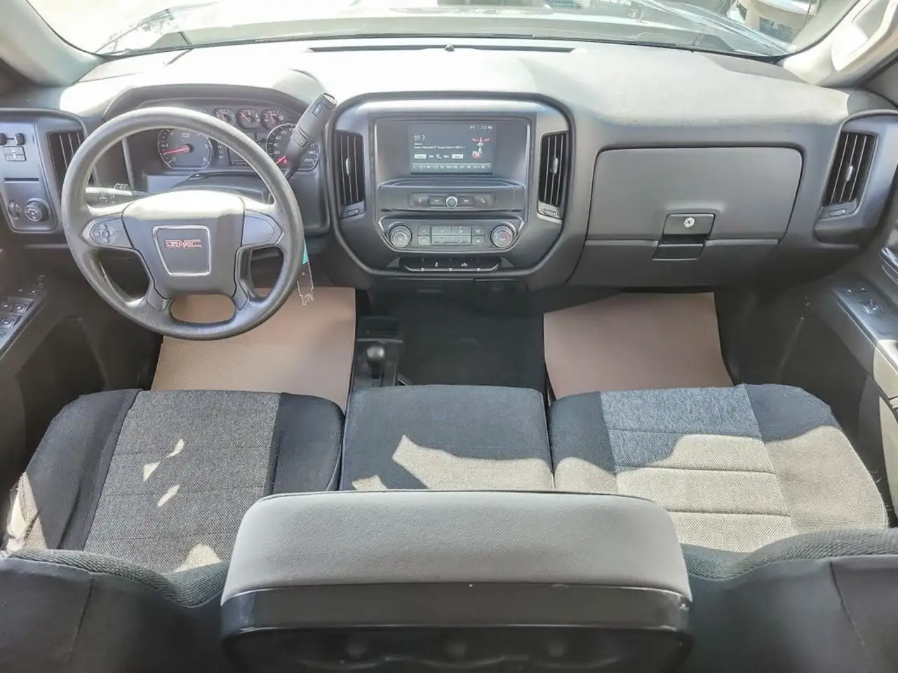 GMC Sierra 1500 снимка GMC Sierra 1500