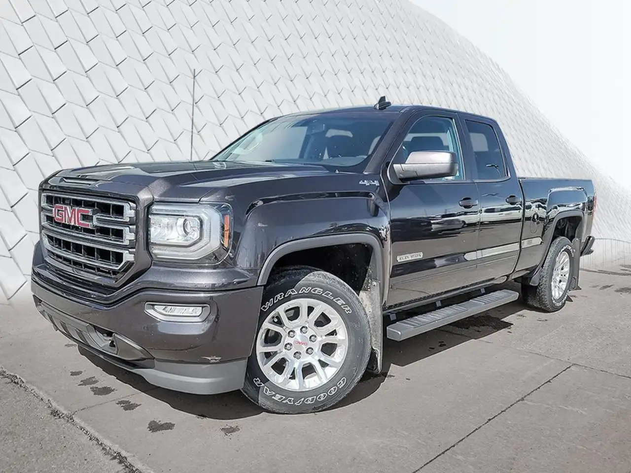 GMC Sierra 1500 снимка GMC Sierra 1500