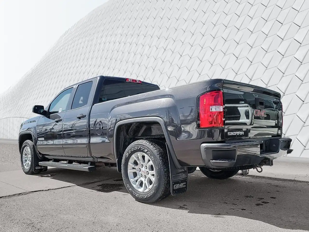 GMC Sierra 1500 снимка GMC Sierra 1500