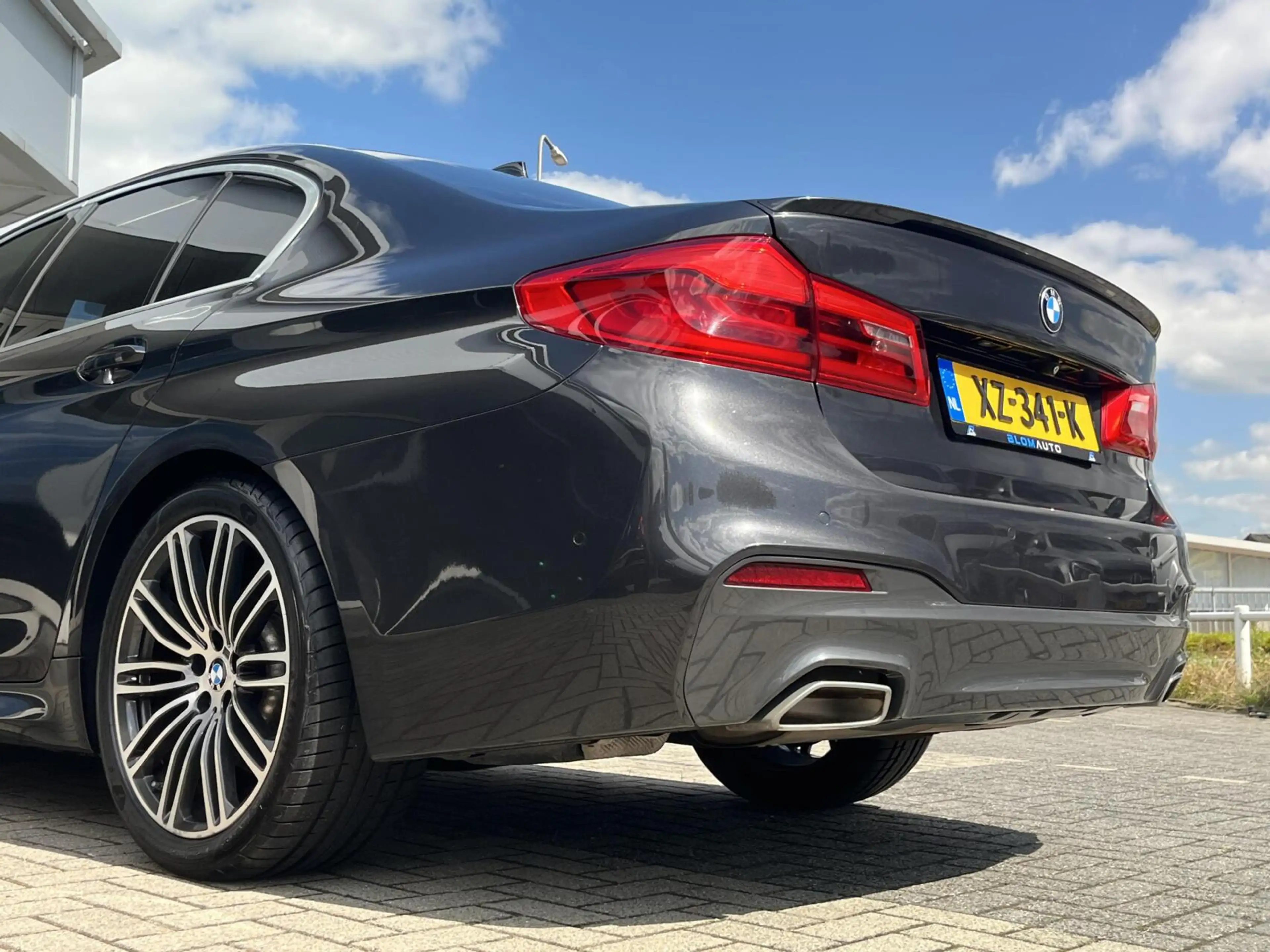 BMW 520 5-serie 520i M-SPORT NL AUTO NAPPA+MEMORY+19INCH N — photo 16