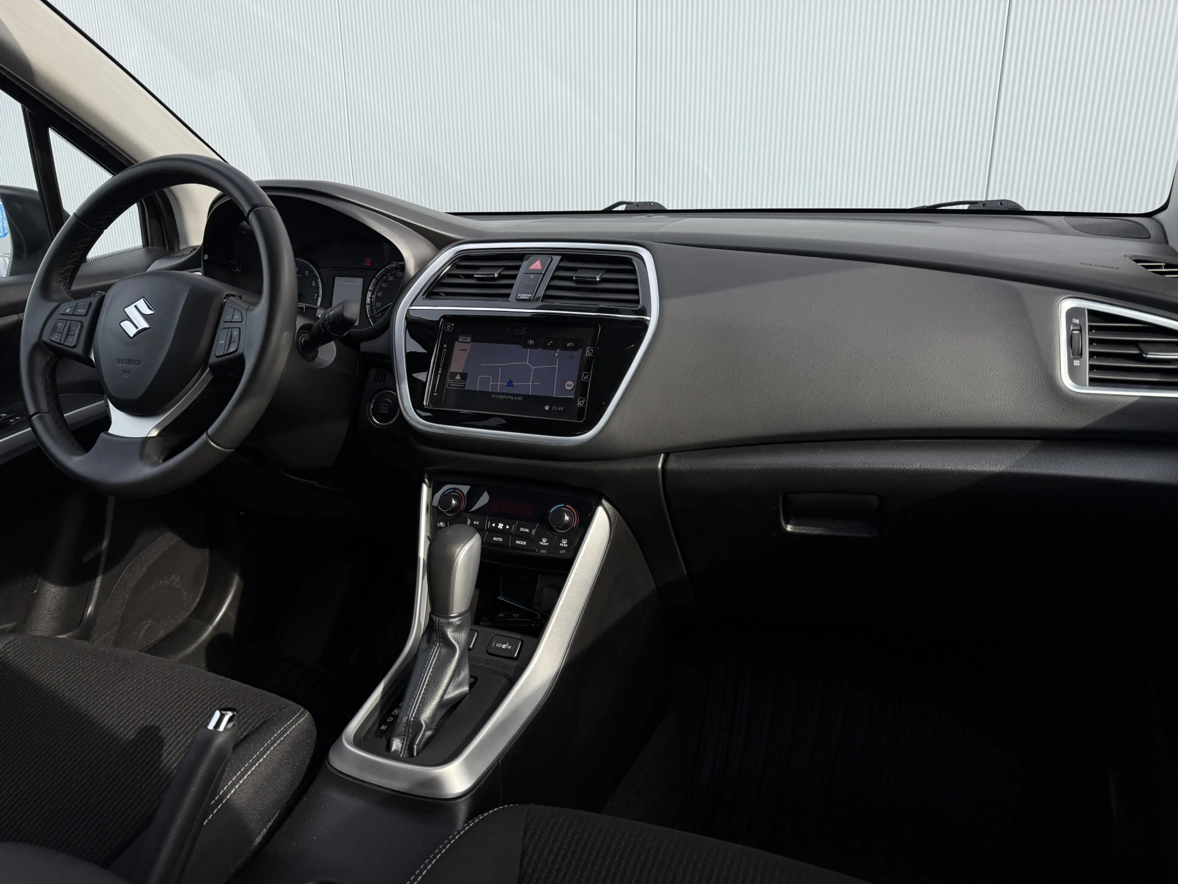 Suzuki S-Cross 1.0 Boosterjet Exclusive Automaat Navigatie/Trekha — photo 9