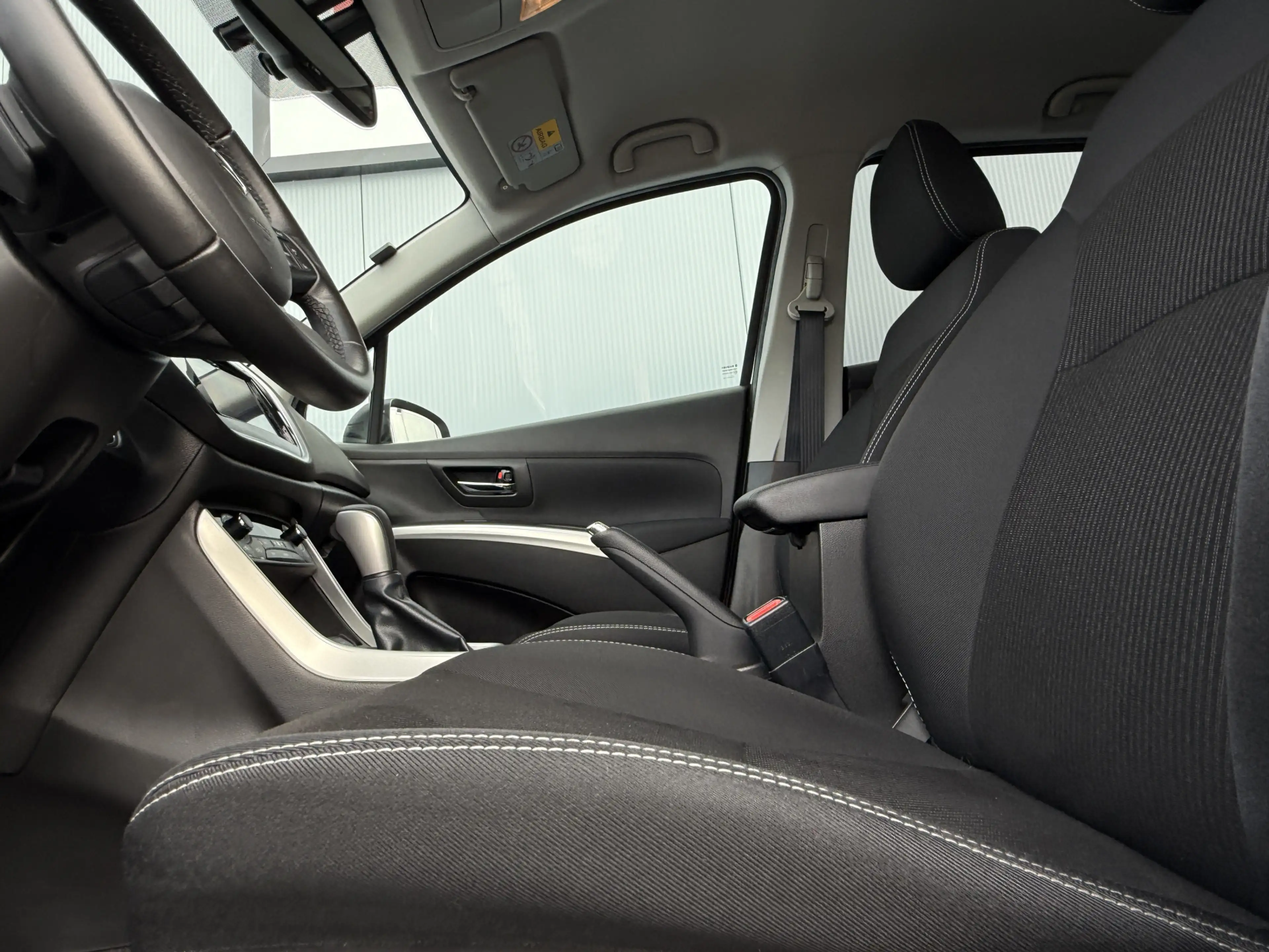 Suzuki S-Cross 1.0 Boosterjet Exclusive Automaat Navigatie/Trekha — photo 28