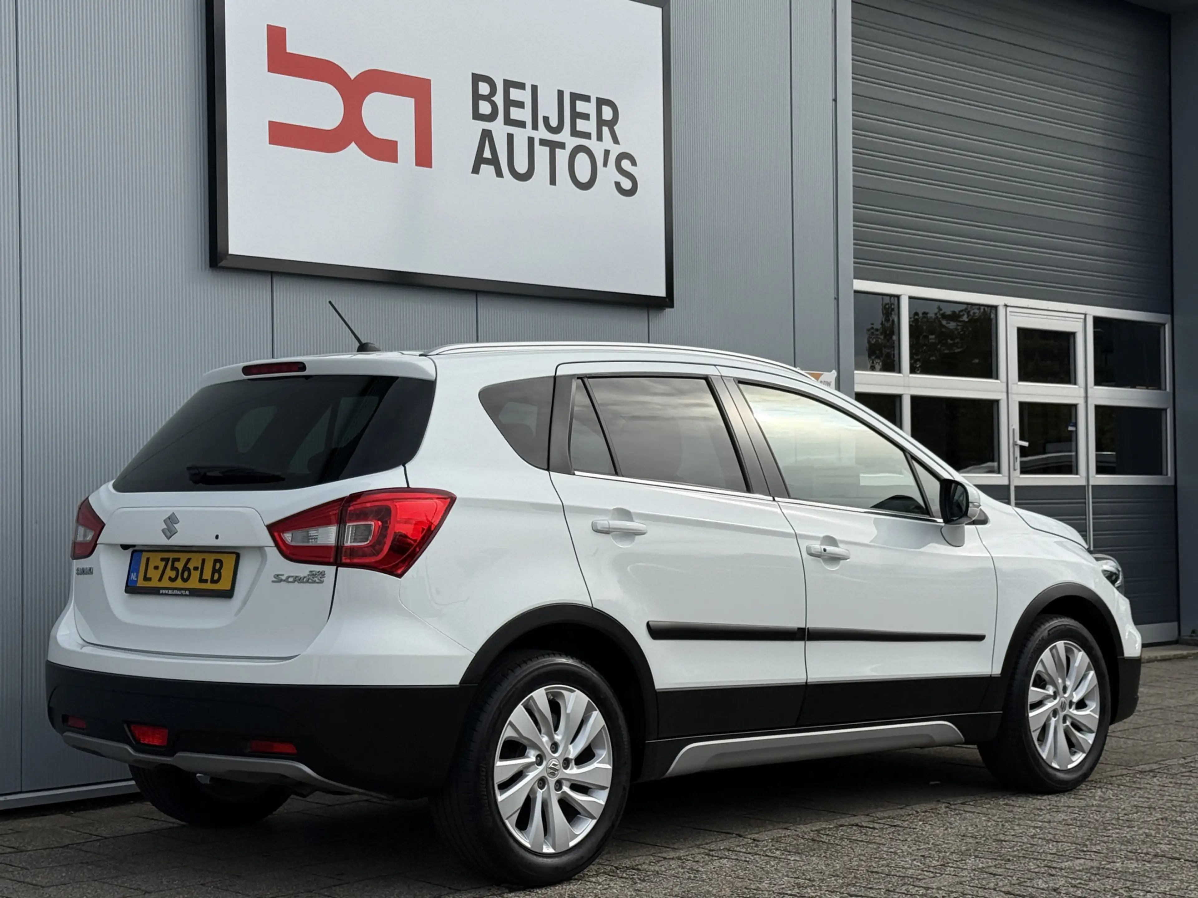 Suzuki S-Cross 1.0 Boosterjet Exclusive Automaat Navigatie/Trekha — photo 4