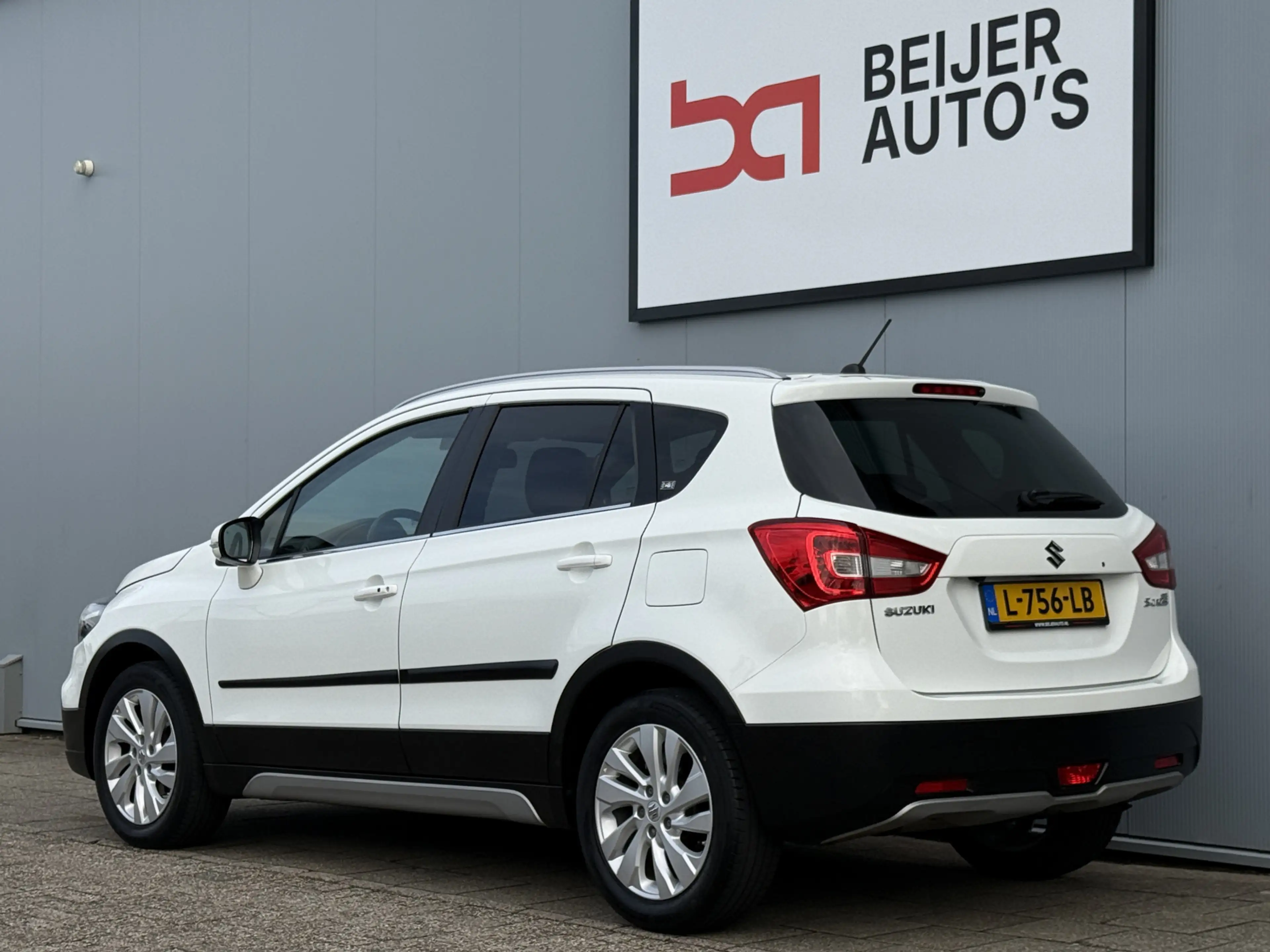 Suzuki S-Cross 1.0 Boosterjet Exclusive Automaat Navigatie/Trekha — photo 3
