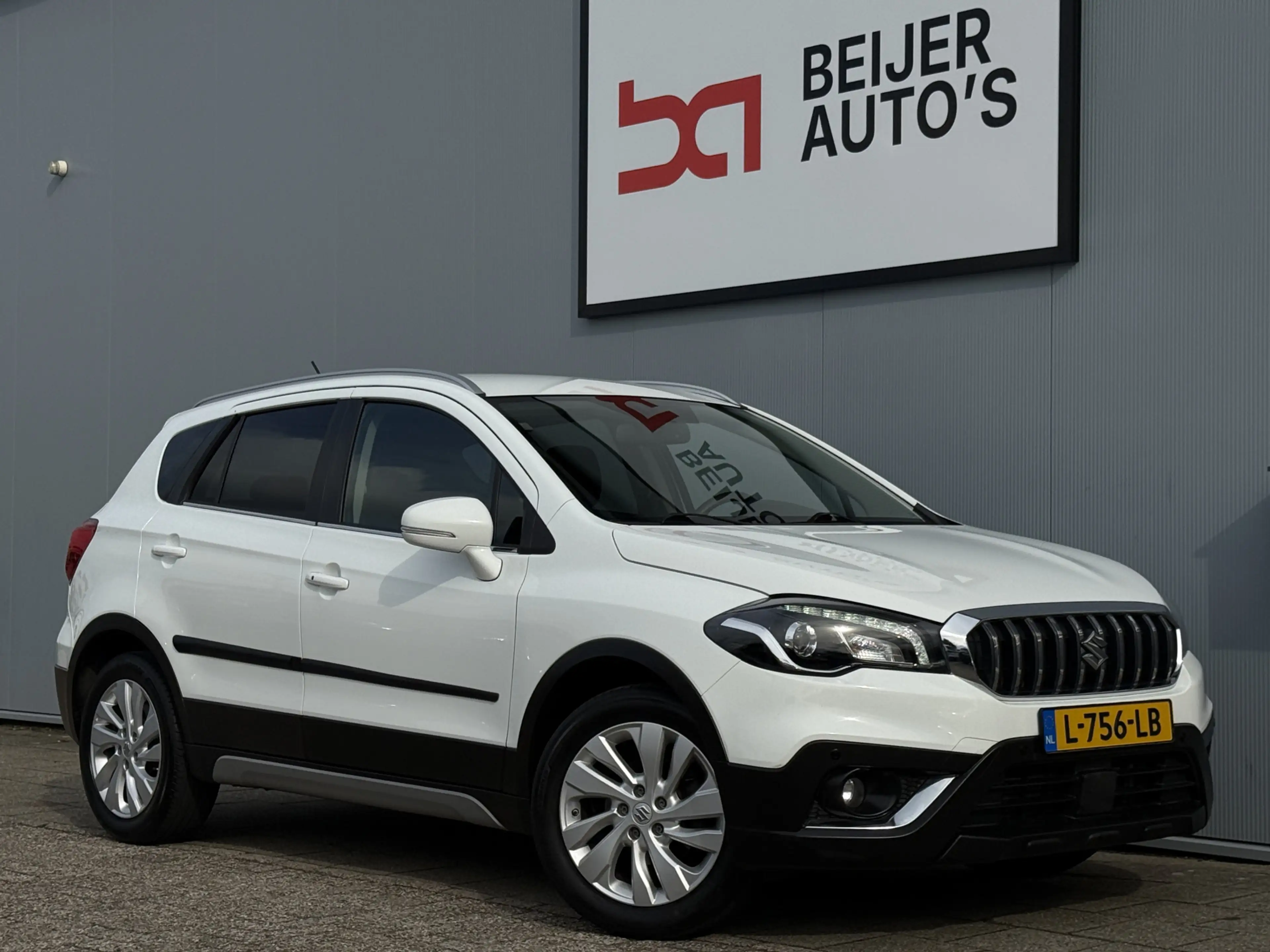 Suzuki S-Cross 1.0 Boosterjet Exclusive Automaat Navigatie/Trekha — photo 5