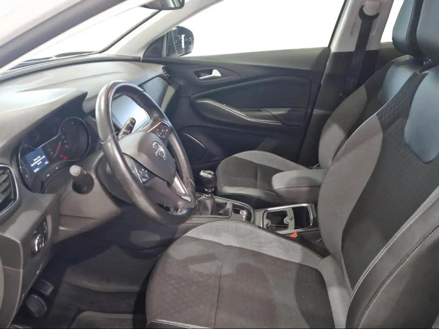 Opel Grandland X Innovation 1.2i 130 Blanc - 2